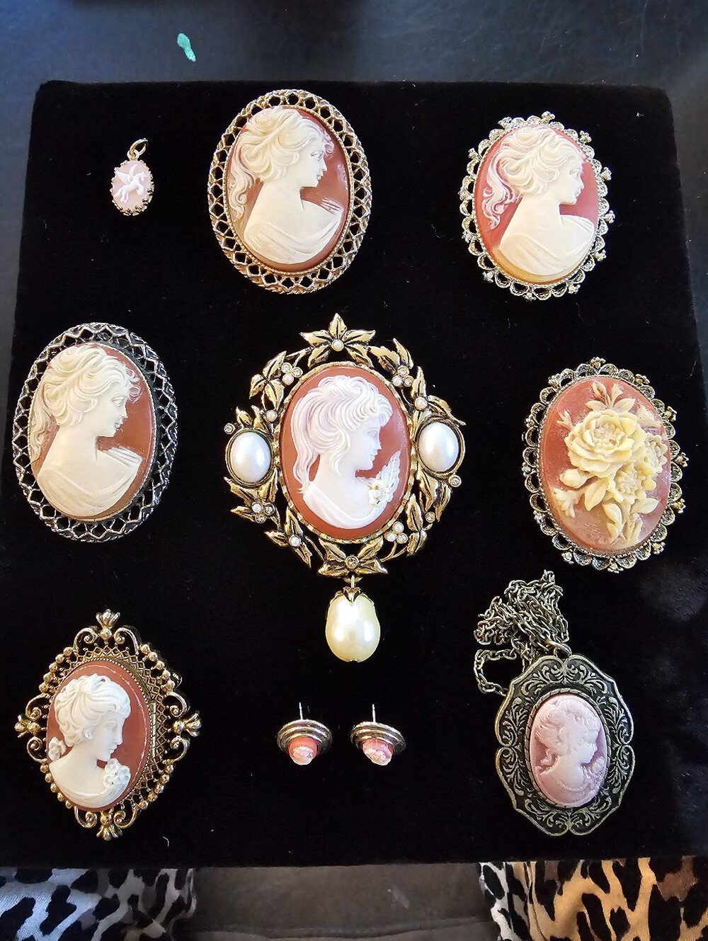 Cameo Lot